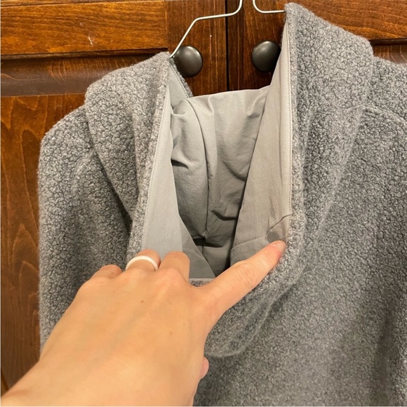 Outdoor Voices MegaFleece - Picture 9 of 12